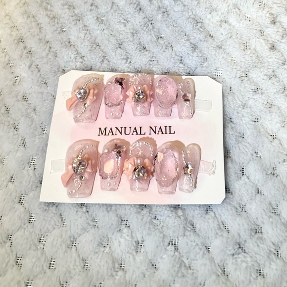 Press on Nails💅 $20 each - Picture 9 of 12